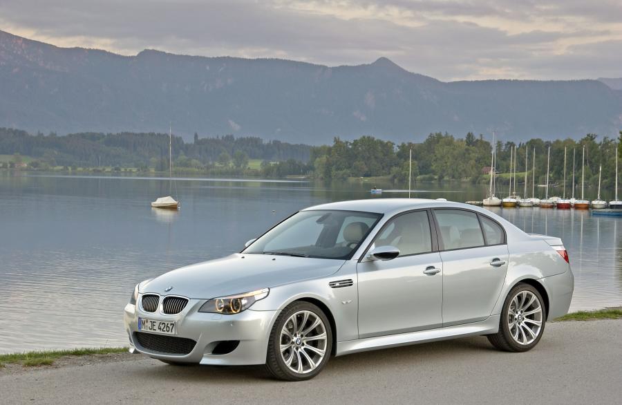  BMW M5 (E60) 2004 года  (WW) (фото 90 из 98)